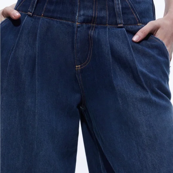 Alice and Olivia Anders low rise pleated jeans - Picture 3 of 8